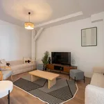 Rent a room of 248 m² in Paris