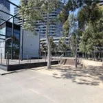 Rent 1 bedroom apartment in Docklands