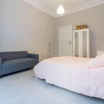 Rent 5 bedroom apartment in Valencia