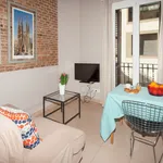 Rent 2 bedroom apartment of 35 m² in Barcelona