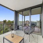 Rent 3 bedroom apartment in Melbourne