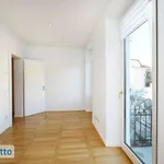 Affitto 6 camera casa di 260 m² in Milan