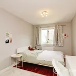 Rent 3 bedroom flat in Edinburgh