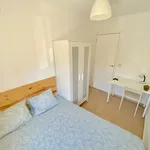 Rent 4 bedroom apartment in Seville