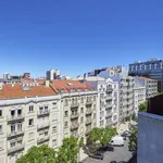 Rent a room in lisbon