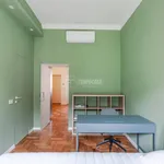 Rent 2 bedroom apartment of 51 m² in Milano