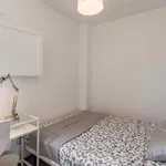 Rent 4 bedroom apartment in Valencia