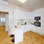 Rent 2 bedroom apartment of 77 m² in Budapest