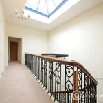 Rent 4 bedroom flat in Edinburgh