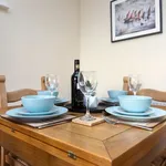 Rent 2 bedroom flat in Brighton Marina