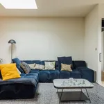 Appartement de 1180 m² avec 3 chambre(s) en location à Paris