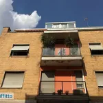 Rent 3 bedroom apartment of 70 m² in Milan