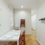 Rent a room of 130 m² in madrid