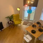 Rent 3 bedroom flat in Crosby