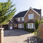 Rent 5 bedroom house in South East England