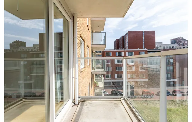 Huur 5 slaapkamer appartement van 103 m² in Laakhaven-West