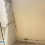 Affitto 3 camera appartamento di 83 m² in Palermo