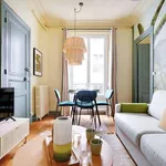 Rent 1 bedroom apartment of 38 m² in paris