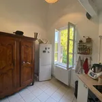 Appartement de 145 m² avec 5 chambre(s) en location à DIJONT