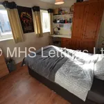 Rent 6 bedroom flat in Leeds