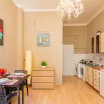 Rent 1 bedroom apartment of 35 m² in Prague