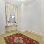 Rent 4 bedroom apartment of 227 m² in London