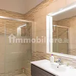 Rent 5 bedroom apartment of 150 m² in Lecce