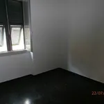 Rent 4 bedroom apartment of 85 m² in Genova