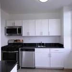 Rent 2 bedroom apartment in Manhattan