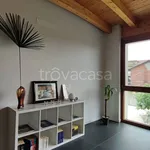 Rent 6 bedroom house of 254 m² in Angera