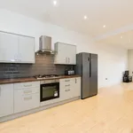 Rent 6 bedroom house in Leeds