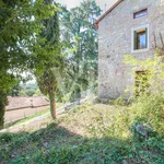 Rent 5 bedroom house of 197 m² in Creazzo