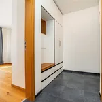 Pronajměte si 3 ložnic/e byt o rozloze 89 m² v Capital City of Prague