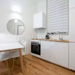 Rent 2 bedroom apartment of 50 m² in Milano