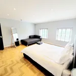 Rent 5 bedroom apartment of 495 m² in Liverpool