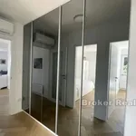 Najam 2 spavaće sobe stan od 83 m² u Split