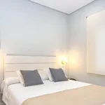 Alquilo 2 dormitorio apartamento de 120 m² en Sevilla