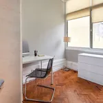 Rent a room in lisbon