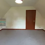 Rent 5 bedroom house in Scotland