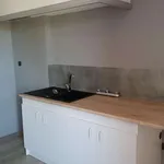 Appartement de 54 m² avec 3 chambre(s) en location à Peyrens