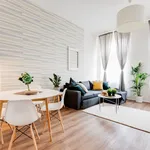 Rent 2 bedroom apartment of 95 m² in Prague