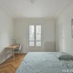 Appartement de 71 m² avec 3 chambre(s) en location à Suresnes