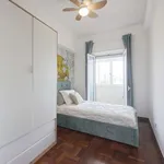 Rent a room in lisbon