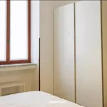 Rent 2 bedroom apartment in Milan