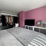 Rent 3 bedroom apartment in Yorkshire And The Humber