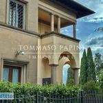 Rent 4 bedroom house of 124 m² in Florence