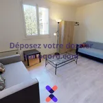 Appartement de 10 m² avec 5 chambre(s) en location à Reims