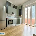 Affitto 2 camera casa di 60 m² in Milan