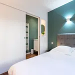 Maison de 105 m² avec 1 chambre(s) en location à Lyon