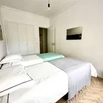 Rent 2 bedroom apartment of 70 m² in lisbon